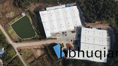 工(gong)廠(chang)一角(jiao)