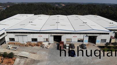 工(gong)廠(chang)一(yi)角